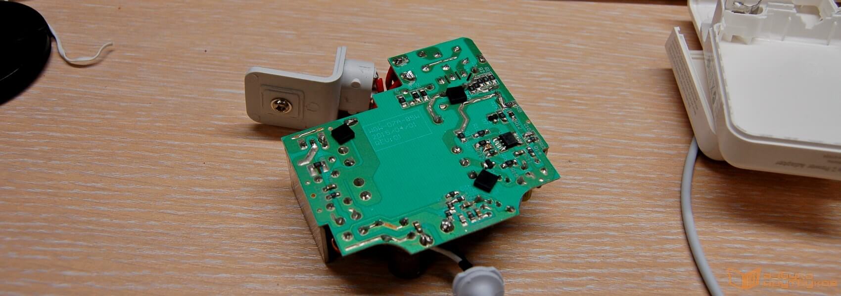 Китайский блок питания magsafe 2 85W Китайский блок питания magsafe 2 85W