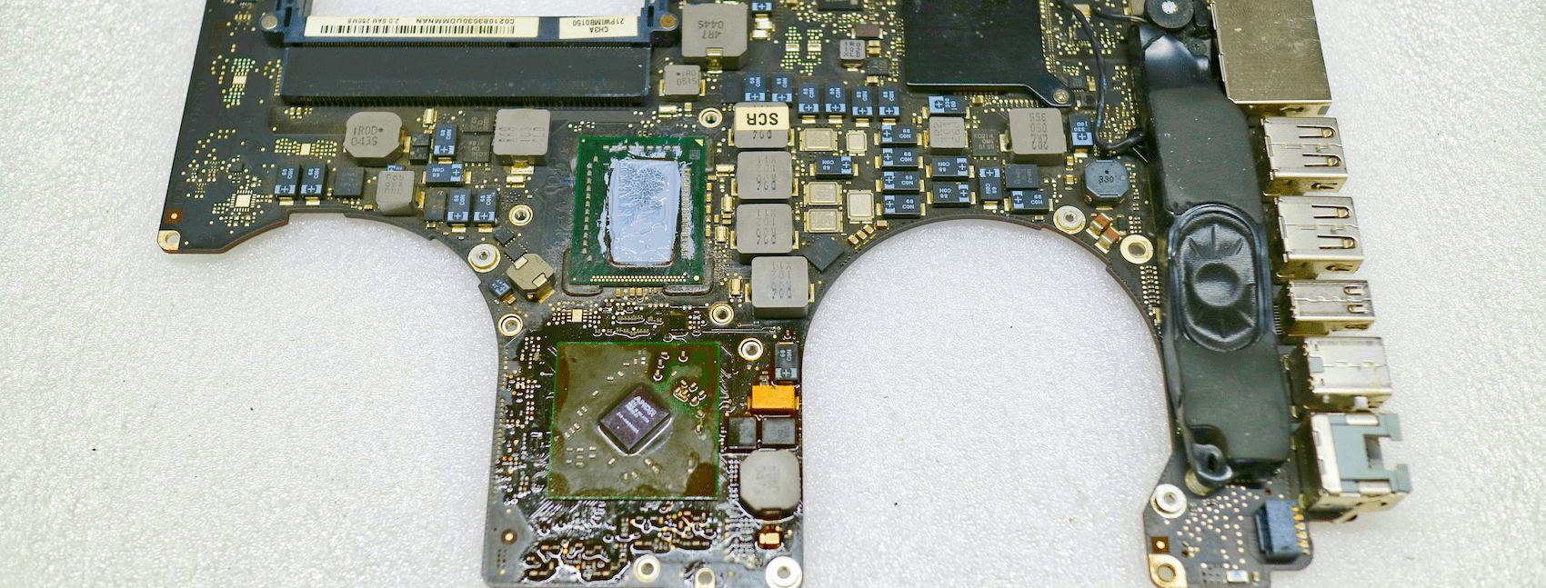 Как не нужно менять термопасту на macbook pro A1286 2011 Как не нужно менять термопасту на macbook pro A1286 2011