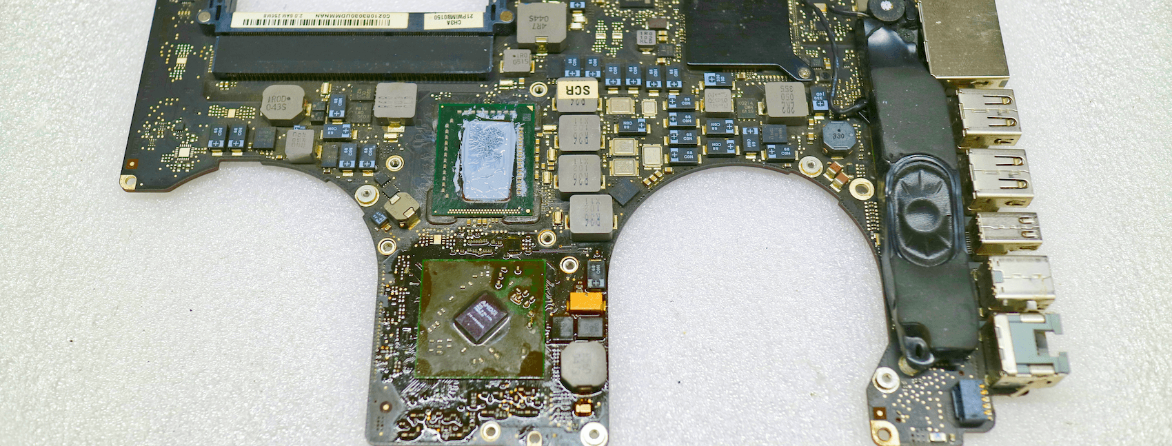 Так не надо! Замена видеочипа и сборка системы охлаждения macbook A1286