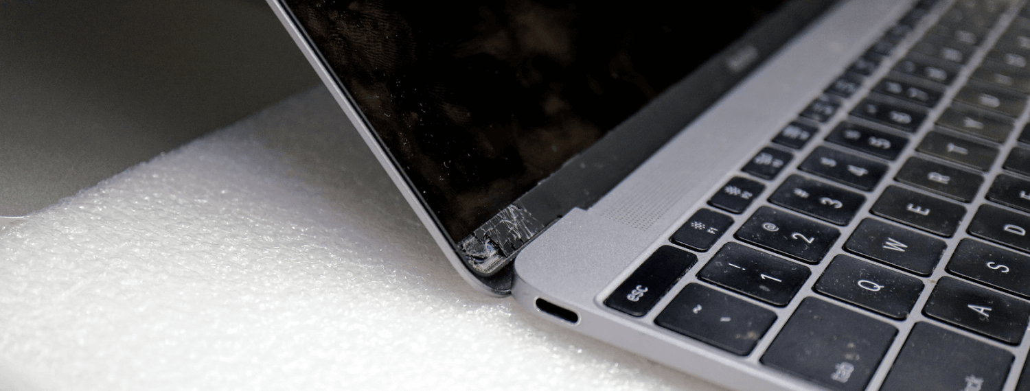 Сколотый угол матрицы на macbook 12 A1534 2016 года Сколотый угол матрицы на macbook 12 A1534 2016 года