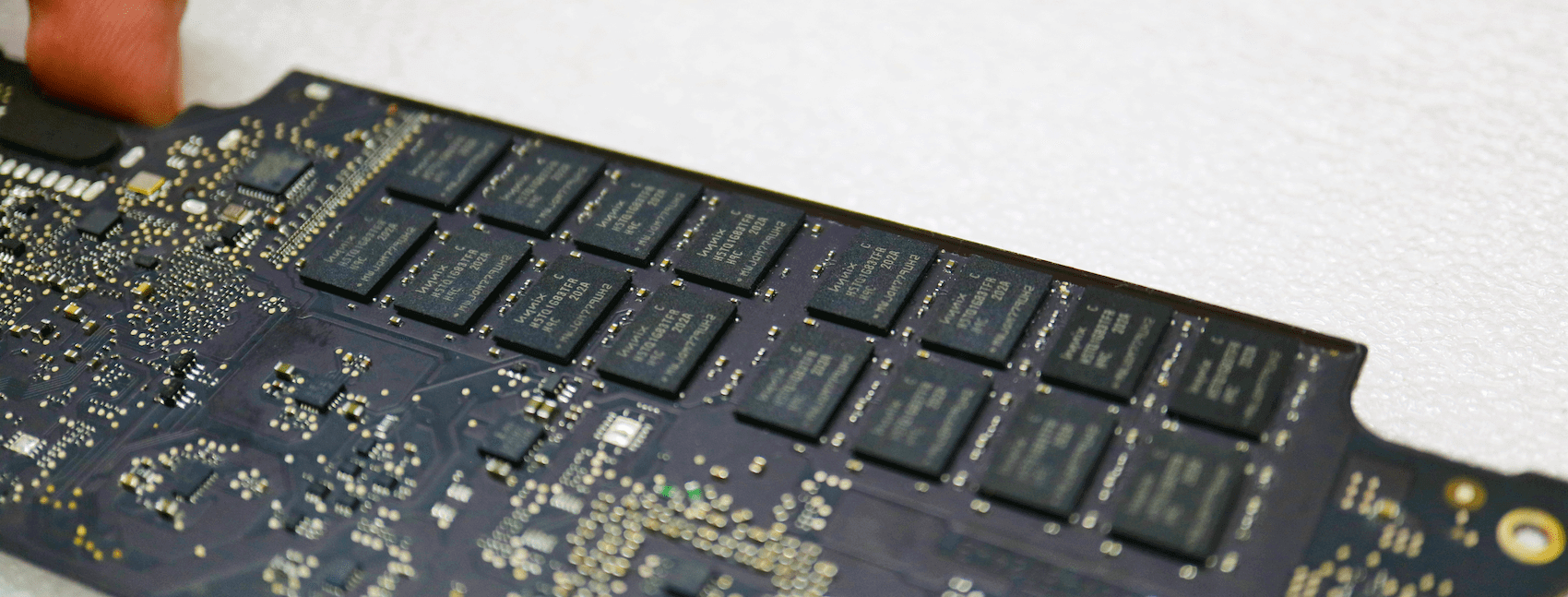 Увеличение оперативной памяти macbook air A1370 A1465